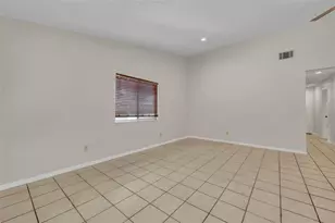 932 Robinhood Ct, Maitland, FL 32751 - Photo 4