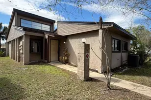 118 Dahlia Village Cir, Orlando, FL 32807 - Photo 1