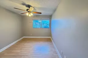 118 Dahlia Village Cir, Orlando, FL 32807 - Photo 20