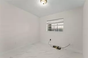 2217 Pembrook Dr, Orlando, FL 32810 - Photo 18