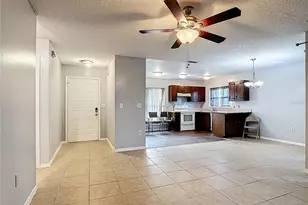571 Hunter Cir, Kissimmee, FL 34758 - Photo 6