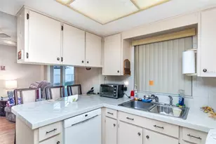 912 N Fairbairn Dr, Deltona, FL 32725 - Photo 10