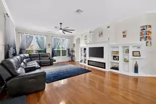 15020 Eaglerise Dr, Lithia, FL 33547 - Photo 4