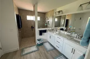 10351 Addison Shr Wy, Oxford, FL 34484 - Photo 12