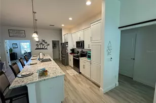 10351 Addison Shr Wy, Oxford, FL 34484 - Photo 6