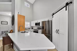 1432 Farrindon Cir, Lake Mary, FL 32746 - Photo 4