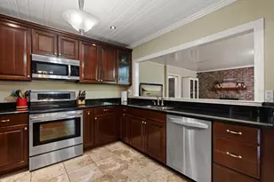 37 E Vanderbilt St, Orlando, FL 32804 - Photo 6