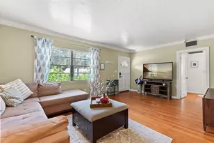 37 E Vanderbilt St, Orlando, FL 32804 - Photo 22