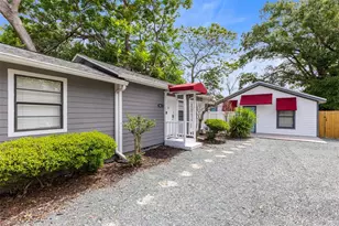 921 Pine Grove Ave, Orlando, FL 32803 - Photo 2