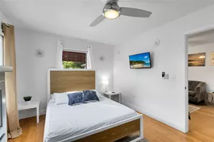 921 Pine Grove Ave, Orlando, FL 32803 - Photo 12