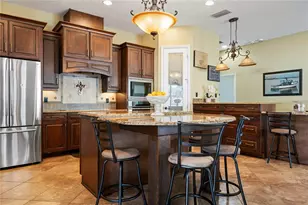 204 Bengal Cir, Oldsmar, FL 34677 - Photo 8