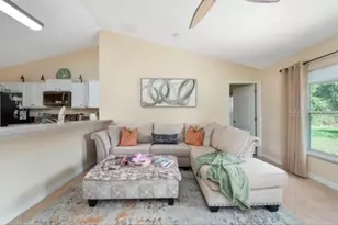 538 Lakeview Ct, Kissimmee, FL 34759 - Photo 6