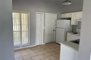 1207 Upstreet Ct, Orlando, FL 32837 - Photo 10