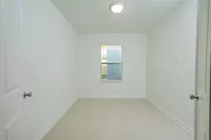 5645 Loggia Ln, Kissimmee, FL 34758 - Photo 8