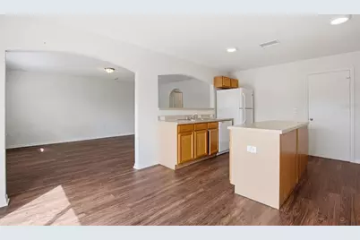 11331 Ivy Flower Loop, Riverview, FL 33578 - Photo 6