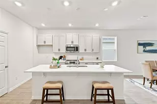 1868 Lattice Wy, Saint Cloud, FL 34771 - Photo 4