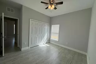 726 Bobcat Ct, Poinciana, FL 34759 - Photo 4