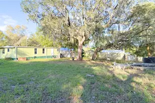 18274 SE 22nd Pl, Silver Springs, FL 34488 - Photo 4