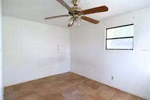 18274 SE 22nd Pl, Silver Springs, FL 34488 - Photo 14