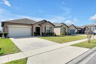 1769 Cayman Cove Cir, Saint Cloud, FL 34772 - Photo 2