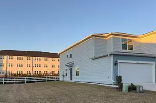 2803 Stunning Ave, Davenport, FL 33896 - Photo 2