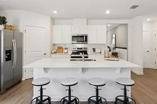 2869 House Finch Rd, Saint Cloud, FL 34773 - Photo 6