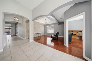 8455 Dover View Ln, Orlando, FL 32829 - Photo 4