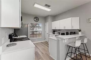 546 Windsor Pl, Davenport, FL 33896 - Photo 36