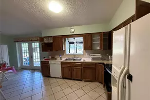 39106 Grays Airport Rd, Lady Lake, FL 32159 - Photo 4