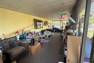 39106 Grays Airport Rd, Lady Lake, FL 32159 - Photo 4