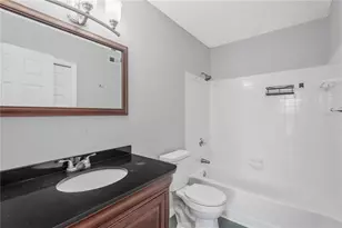 8613 Mallard Reserve Dr, Tampa, FL 33614 - Photo 10