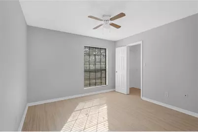 8613 Mallard Reserve Drive #102, Tampa, FL 33614 - Photo 4