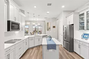 203 Messina Pl, Howey in the Hills, FL 34737 - Photo 12