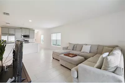 1833 Ross Hammock Avenue, Groveland, FL 34736 - Photo 8