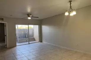 495 Las Cortes Ln, Orlando, FL 32824 - Photo 4