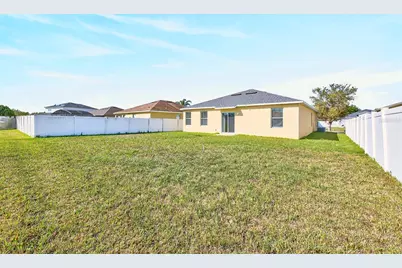 3210 Queen Alexandria Drive, Kissimmee, FL 34744 - Photo 20