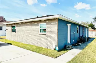 1802 W House St, Plant City, FL 33563 - Photo 2