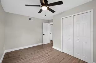 1724 E Mulberry Dr, Tampa, FL 33604 - Photo 22