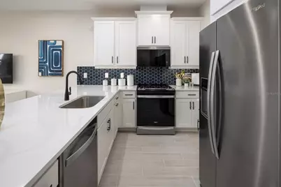 2927 Camellia Flower Street, Apopka, FL 32703 - Photo 10