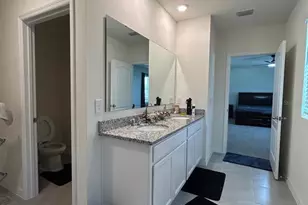 3841 Royal Azalea Wy, Sanford, FL 32773 - Photo 20