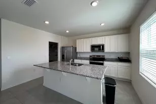 3841 Royal Azalea Wy, Sanford, FL 32773 - Photo 4