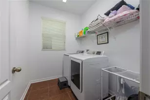 2878 Pewter Mist Ct, Oviedo, FL 32765 - Photo 12