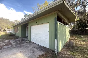 2103 Vine St, Leesburg, FL 34748 - Photo 6