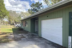 2103 Vine St, Leesburg, FL 34748 - Photo 2