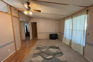 820 Robinson Ave, Saint Cloud, FL 34769 - Photo 4