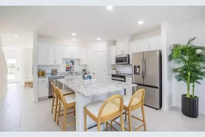 10534 Fountain Palm Circle, Bokeelia, FL 33922 - Photo 4