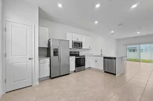 2949 Skyline Loop, Kissimmee, FL 34758 - Photo 2