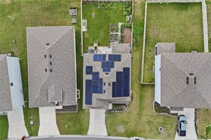 1516 Tropical Oasis Ave, Plant City, FL 33565 - Photo 2