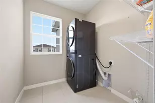 1516 Tropical Oasis Ave, Plant City, FL 33565 - Photo 40