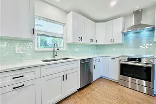 391 Floral Dr, Winter Garden, FL 34787 - Photo 10